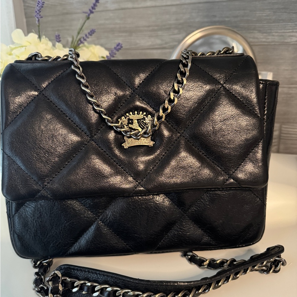 Pratesi Italian Leather Quilted Ladybag B448
